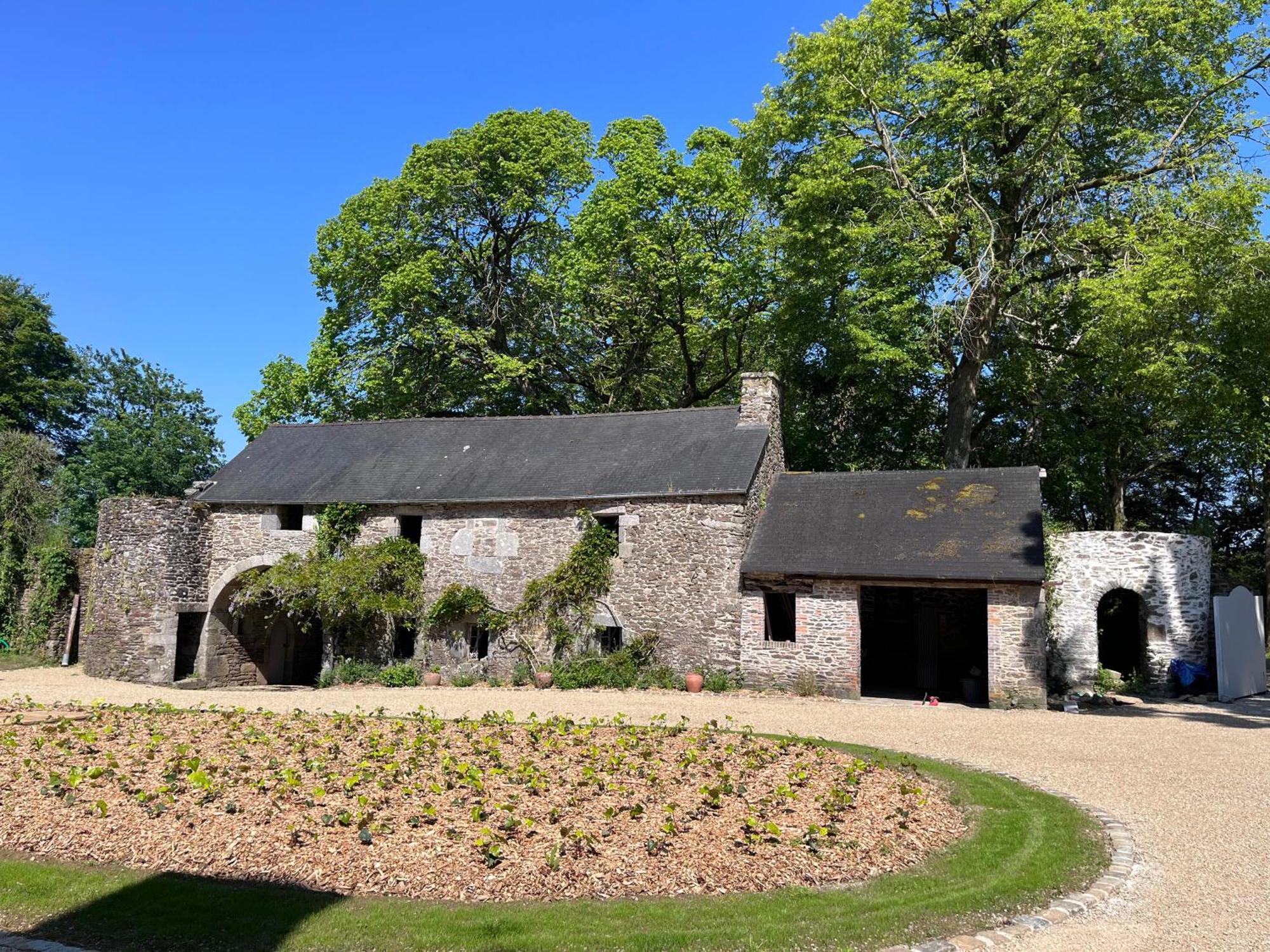 Manoir Du Menec Chambre Le Folgoet Exterior photo